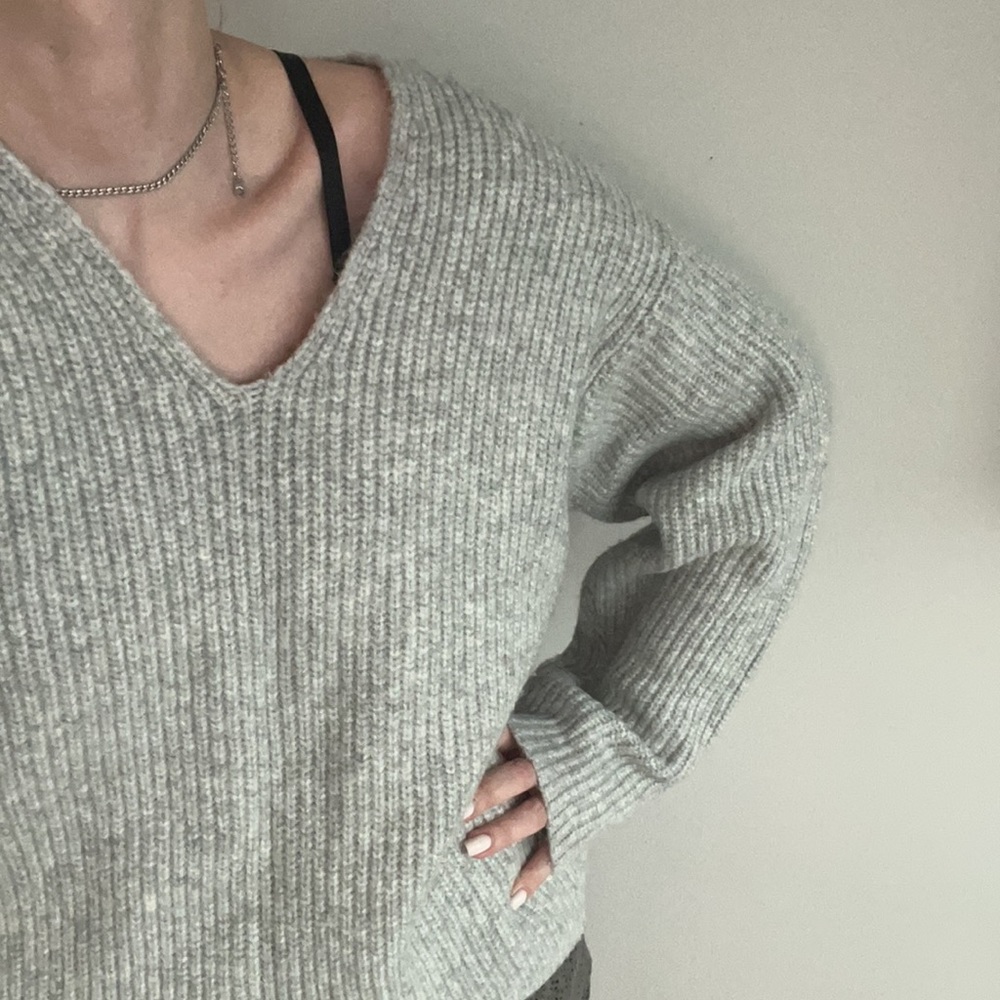 H&M sweater